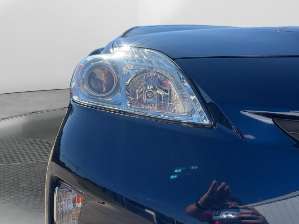 2015 Toyota Prius Three