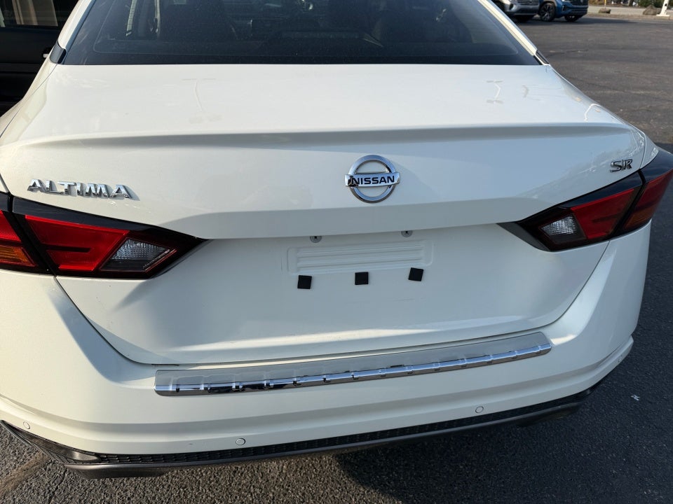 2022 Nissan Altima SR FWD