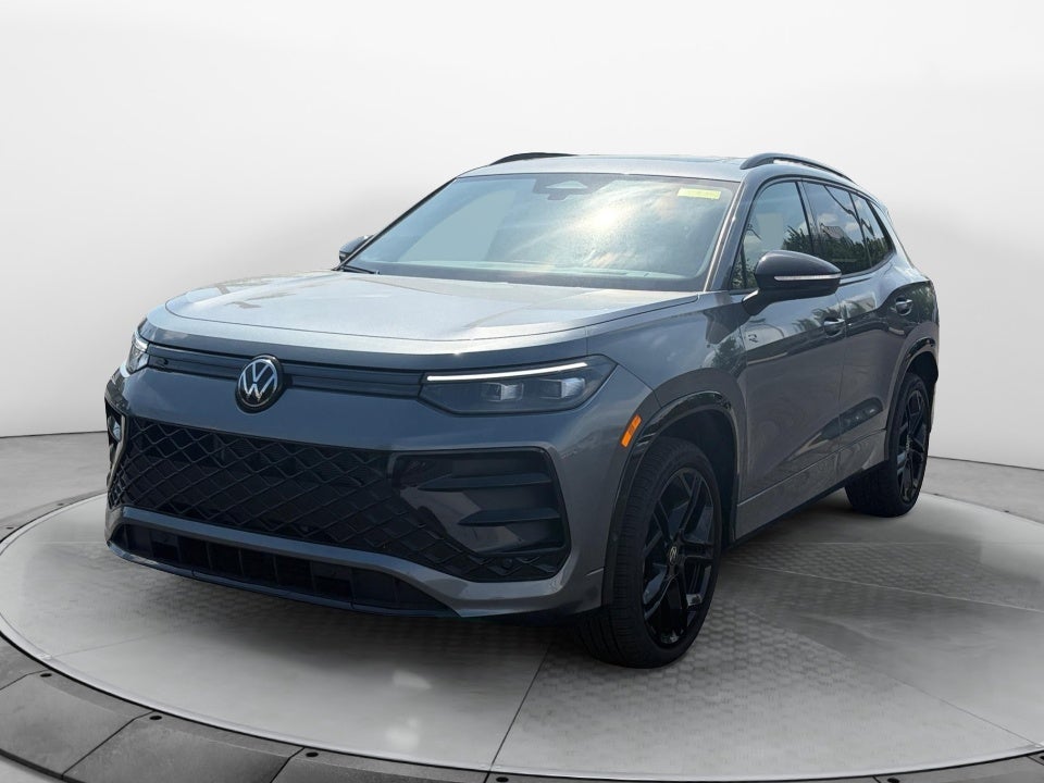 2025 Volkswagen Tiguan 2.0T SE R-Line Black