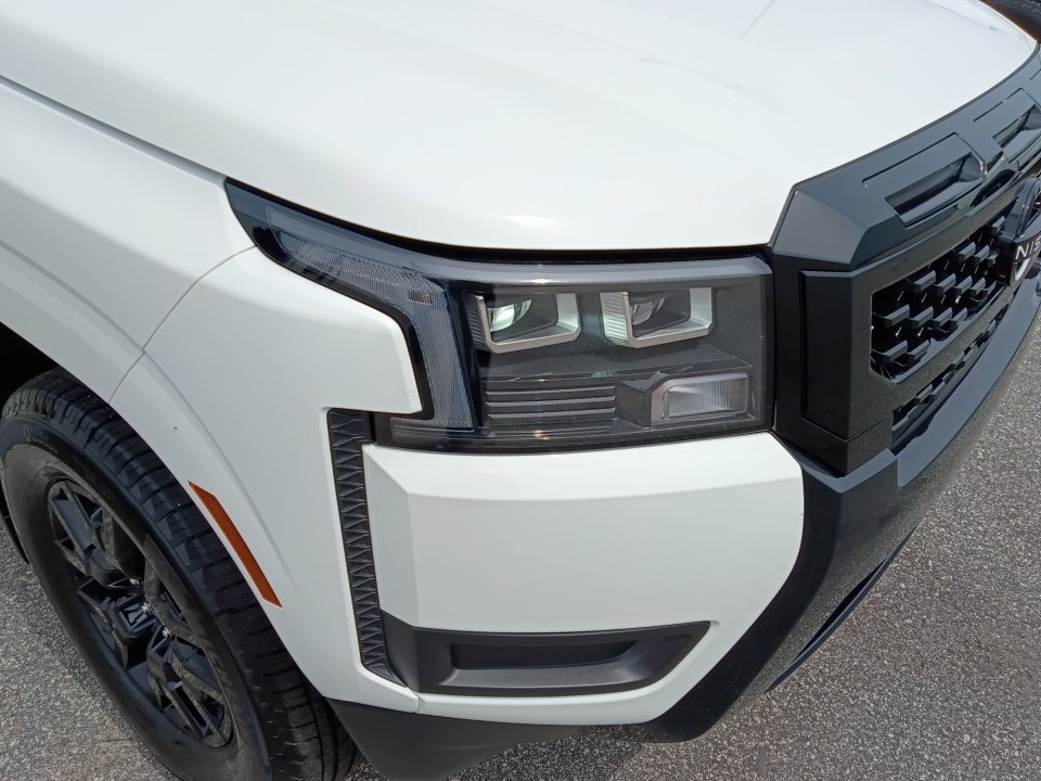 2026 Nissan Frontier Crew Cab SV 4x2