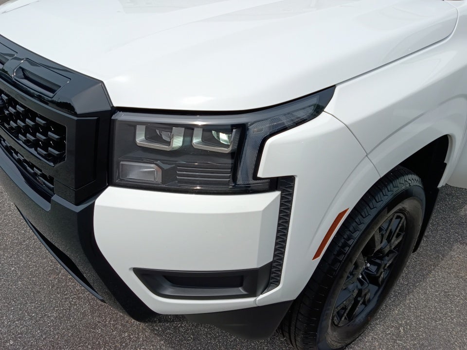 2026 Nissan Frontier Crew Cab SV 4x2