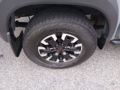 2023 Nissan Frontier Crew Cab PRO-4X 4x4