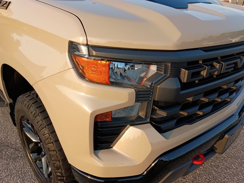 2023 Chevrolet Silverado 1500 Custom Trail Boss