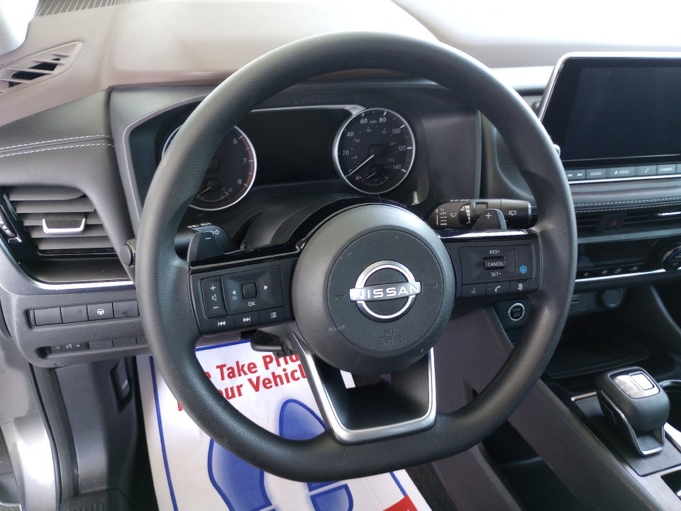 2023 Nissan Rogue SV FWD