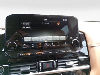 2023 Nissan Pathfinder Platinum 4WD