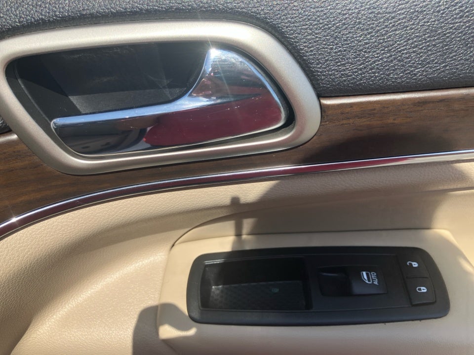 2017 Jeep Grand Cherokee Limited 4x2