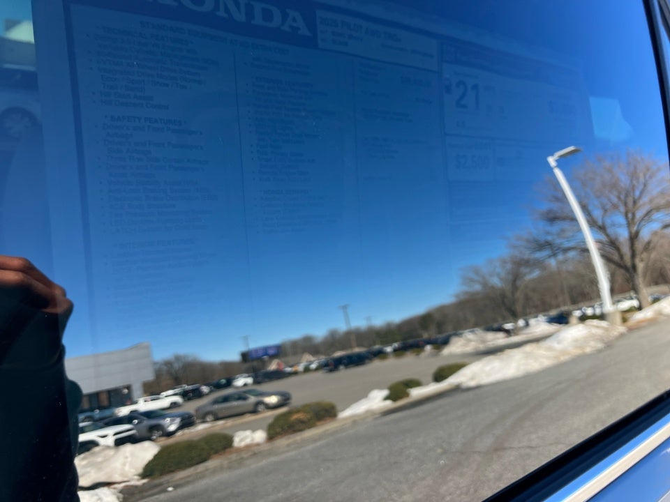 2025 Honda Pilot Touring