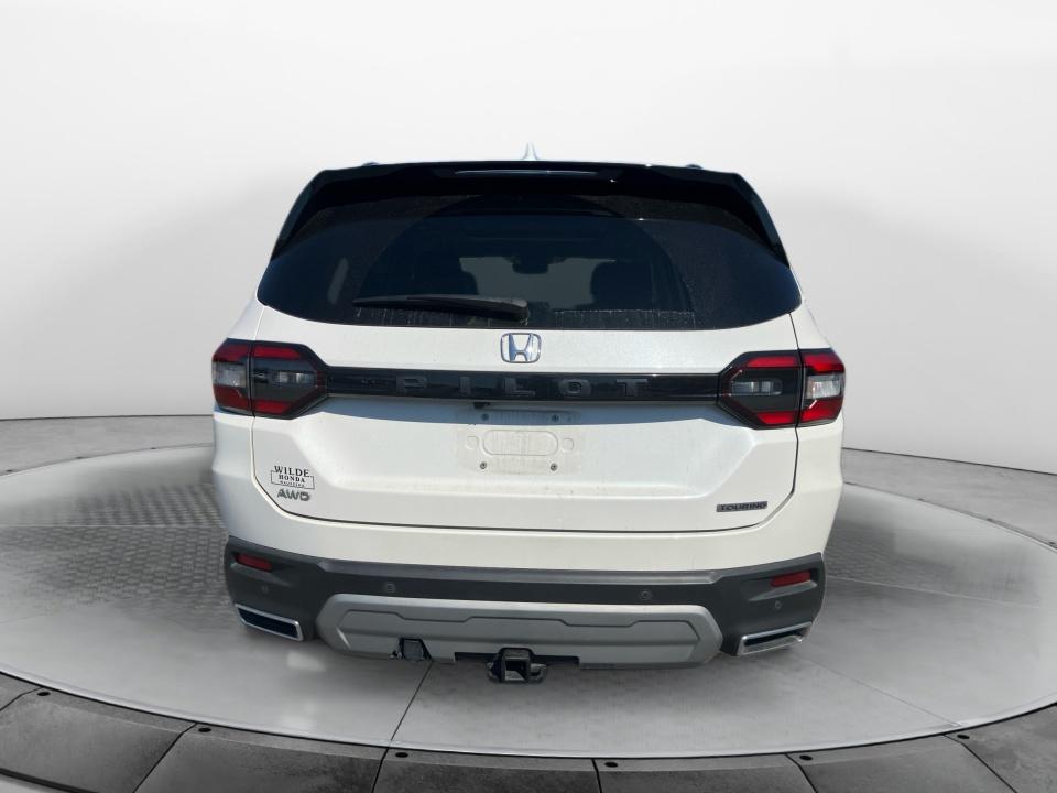 2025 Honda Pilot Touring