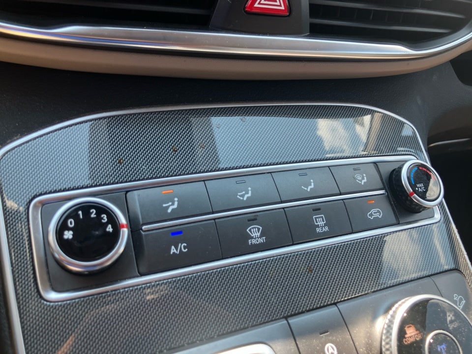 2022 Hyundai Santa Fe SE