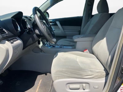 2013 Toyota Highlander Plus