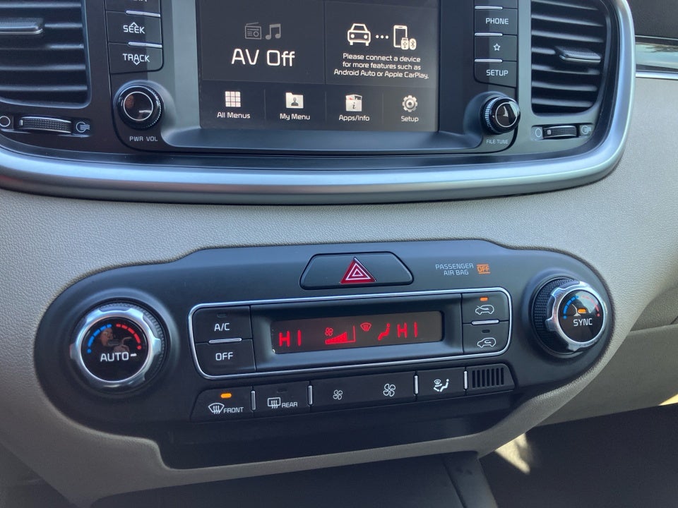 2019 Kia Sorento 3.3L LX