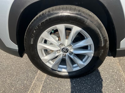 2023 Toyota Corolla Cross LE