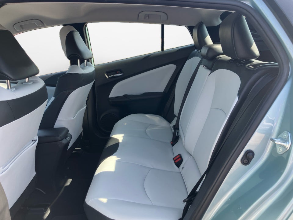 2019 Toyota Prius XLE