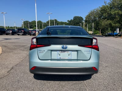 2019 Toyota Prius XLE