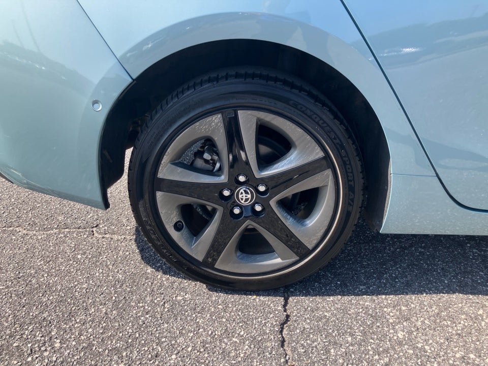 2019 Toyota Prius XLE