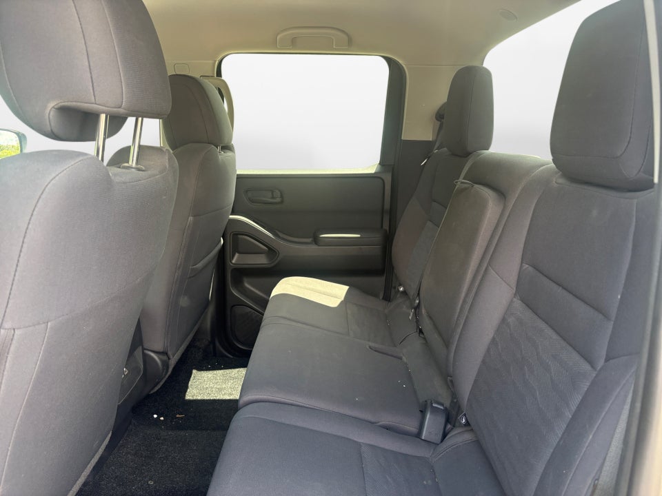 2022 Nissan Frontier S