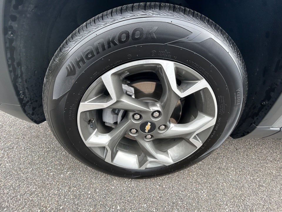 2025 Chevrolet Trax FWD LT