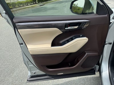 2021 Toyota Highlander Limited