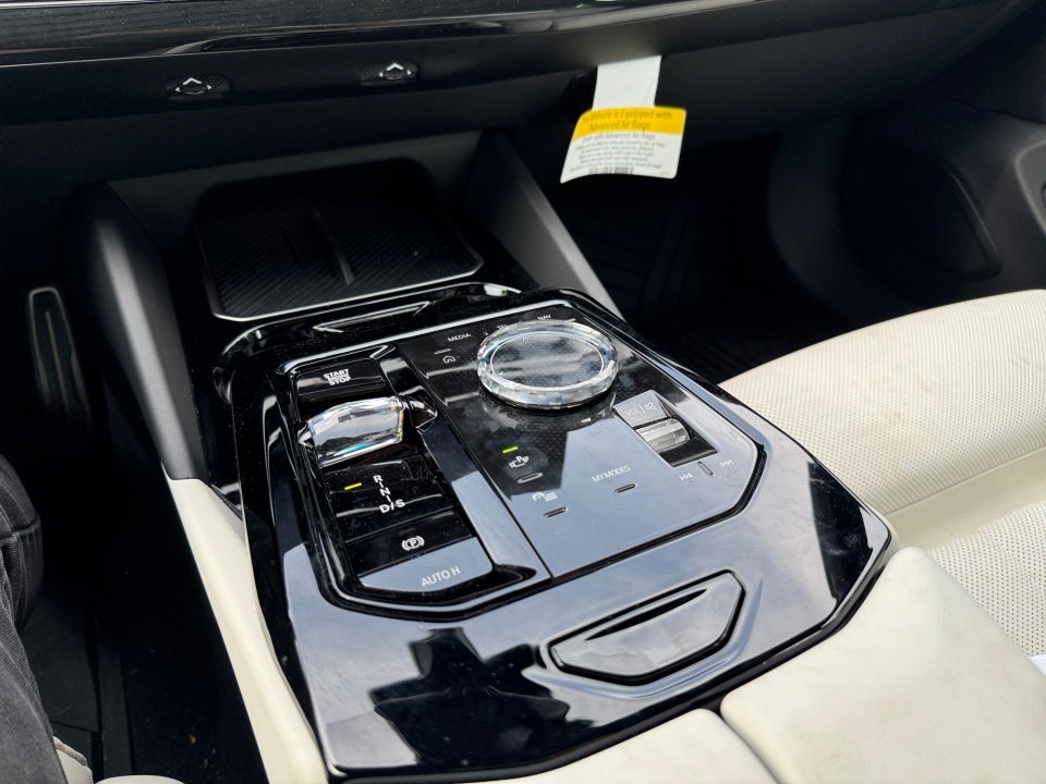 2026 BMW 550e xDrive