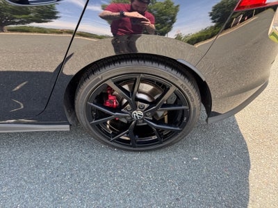 2024 Volkswagen Golf GTI 380 SE