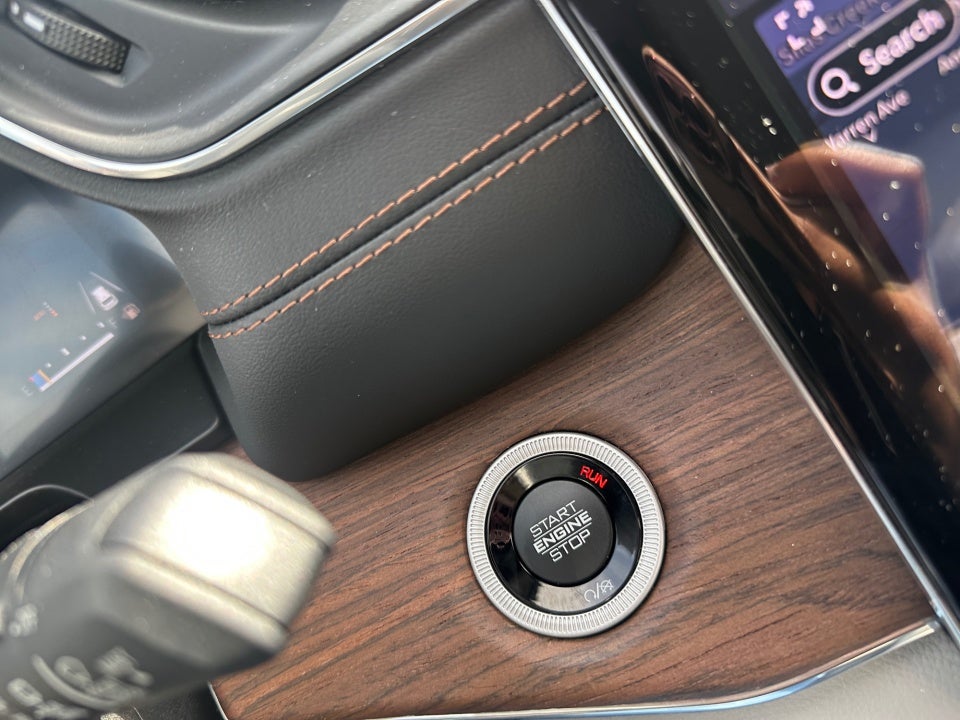 2023 Jeep Grand Cherokee L Summit 4x4