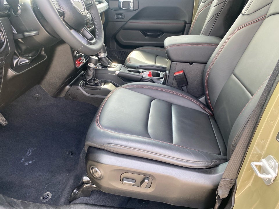 2025 Jeep Wrangler 4-Door Recon 4x4