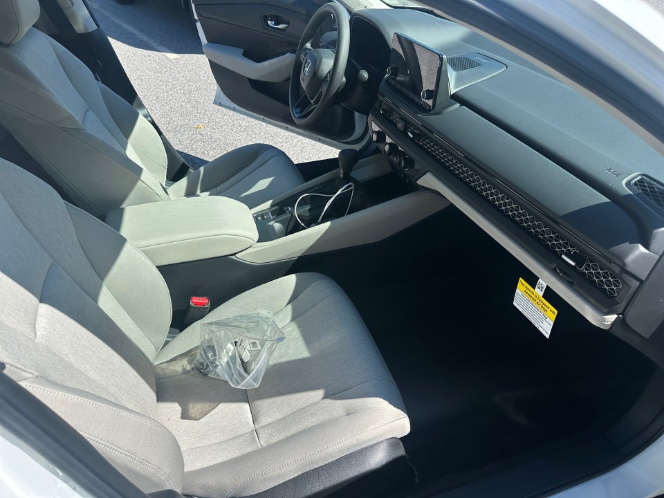 2025 Honda Accord Sedan SE
