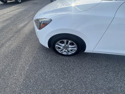 2017 Toyota Yaris iA Base