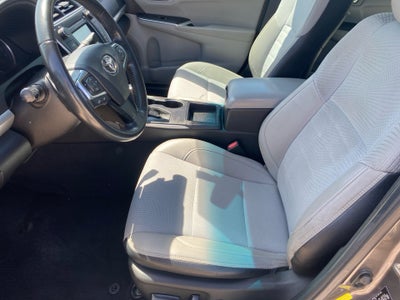 2016 Toyota Camry SE