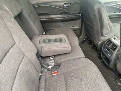 2022 Honda Pilot 2WD Sport