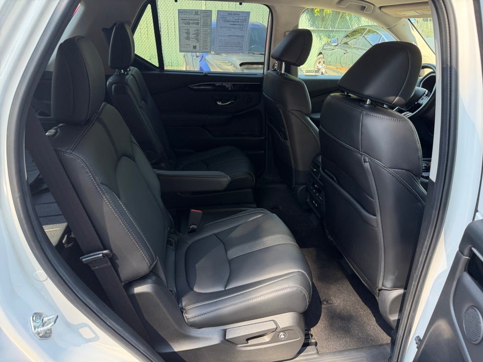 2023 Honda Pilot EX-L 7 Passenger
