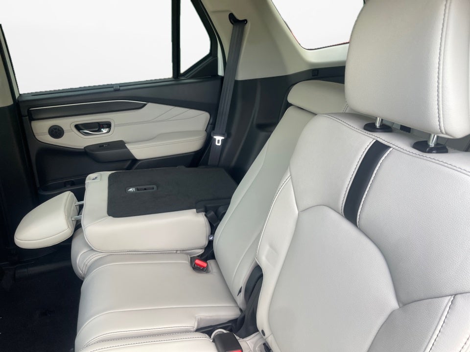 2026 Honda Pilot Touring Blackout