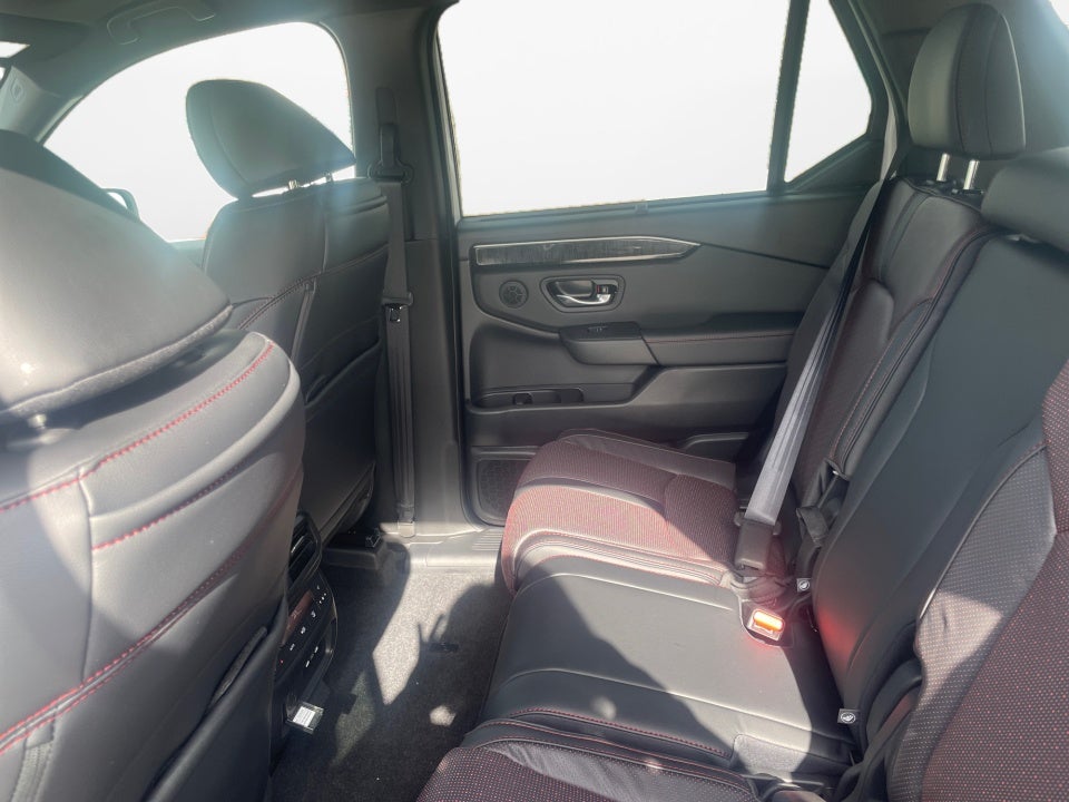 2025 Honda Pilot Black Edition