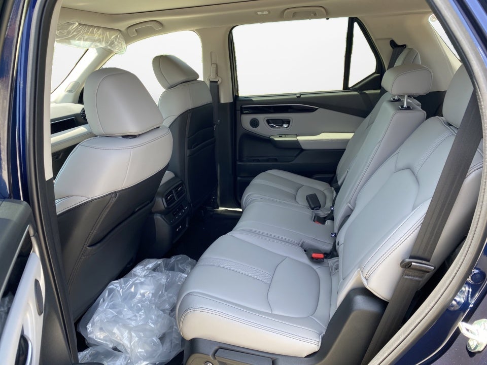 2023 Honda Pilot 2WD Touring