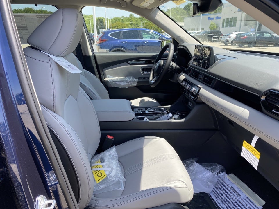 2023 Honda Pilot 2WD Touring