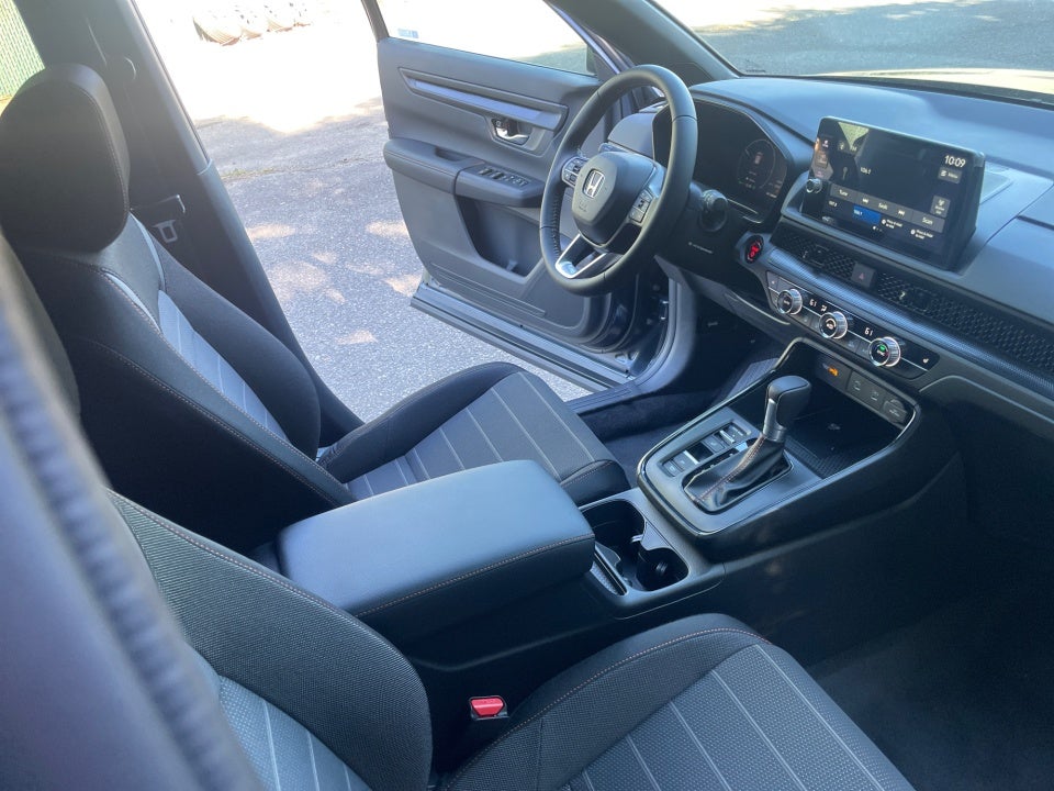 2026 Honda CR-V Hybrid AWD Sport