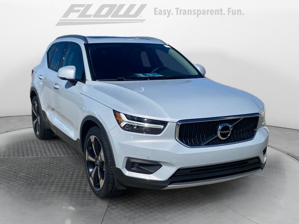 2021 Volvo XC40