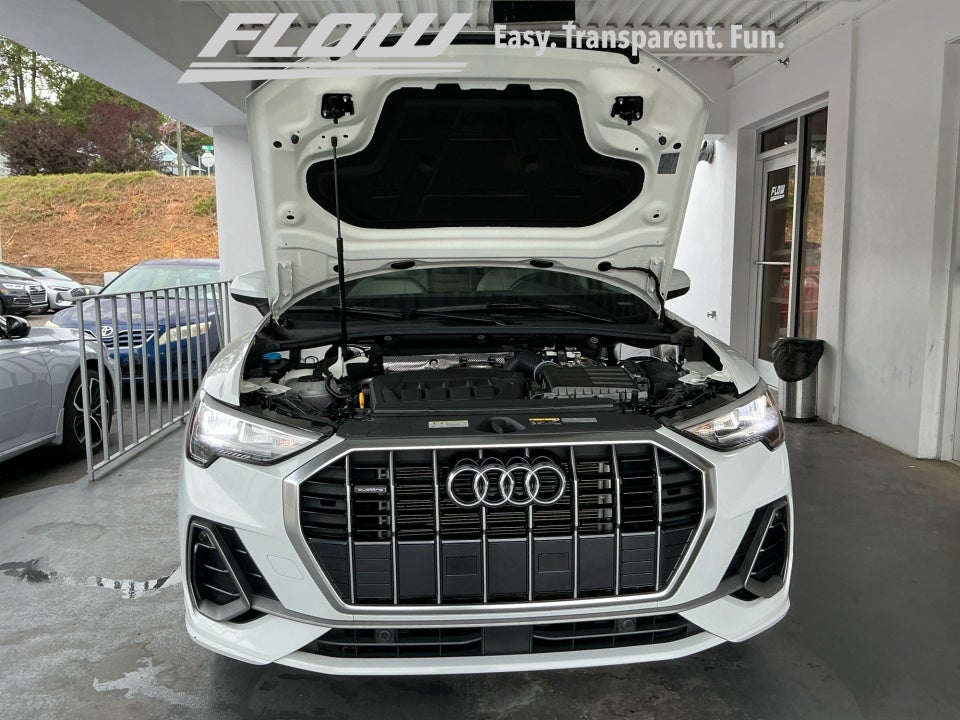 2022 Audi Q3 S line Premium