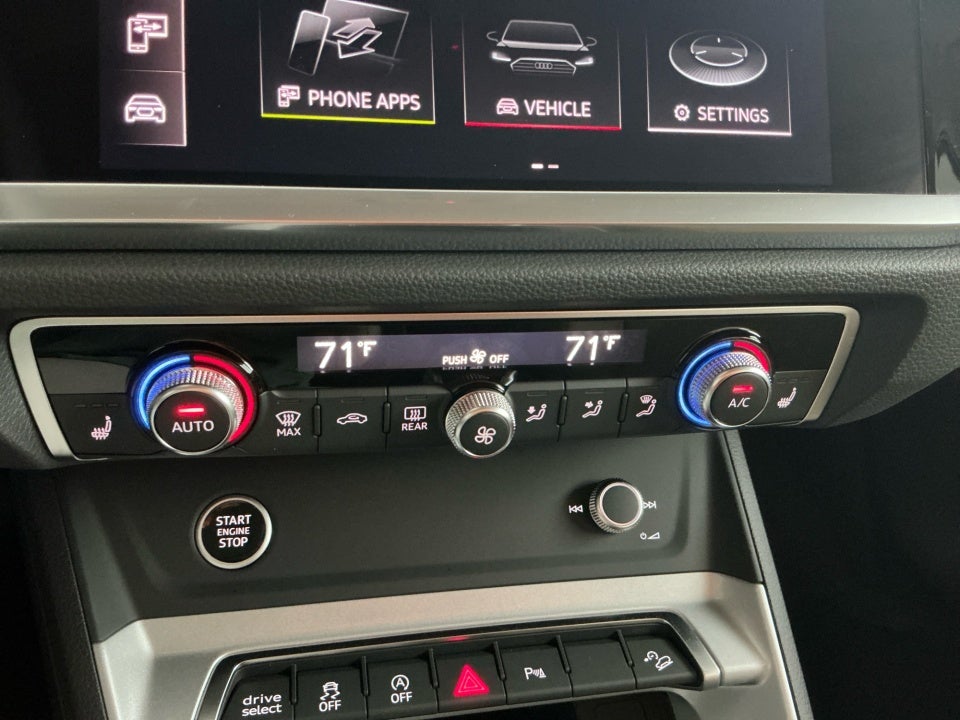 2022 Audi Q3 S line Premium