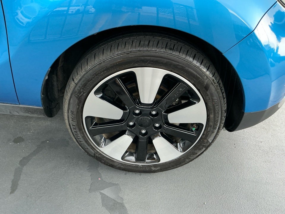 2019 Kia Soul +