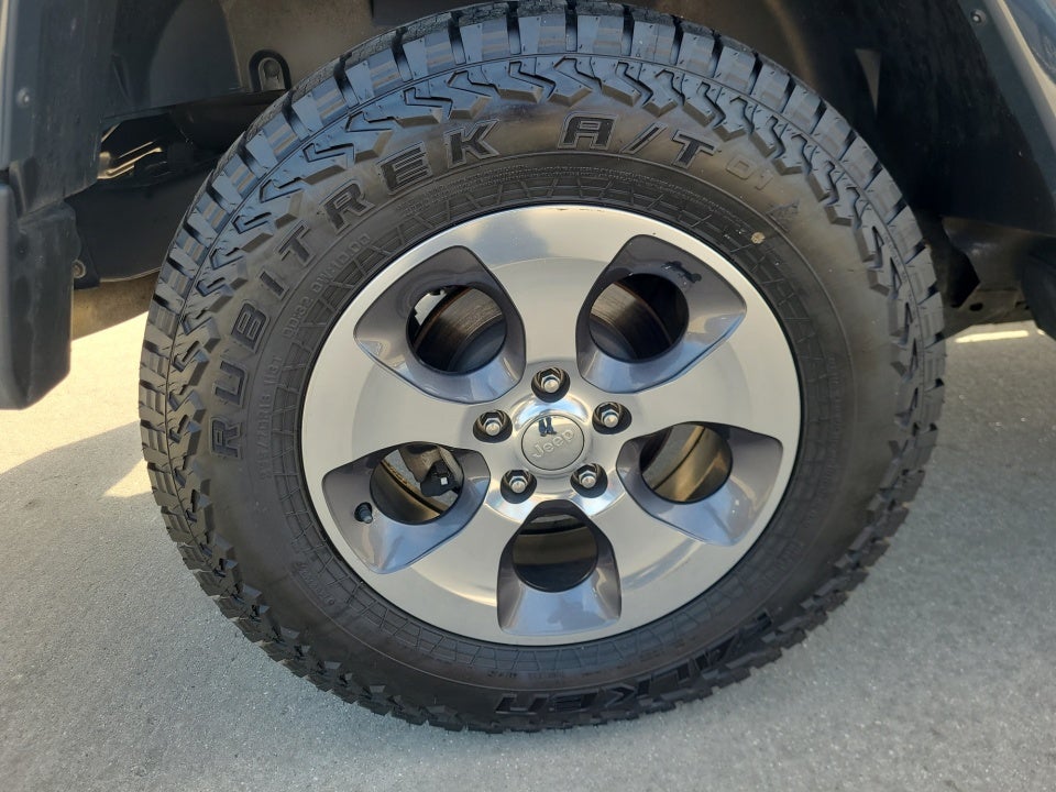 2017 Jeep Wrangler Unlimited Sahara 4x4