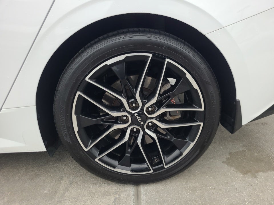 2022 Kia K5 GT
