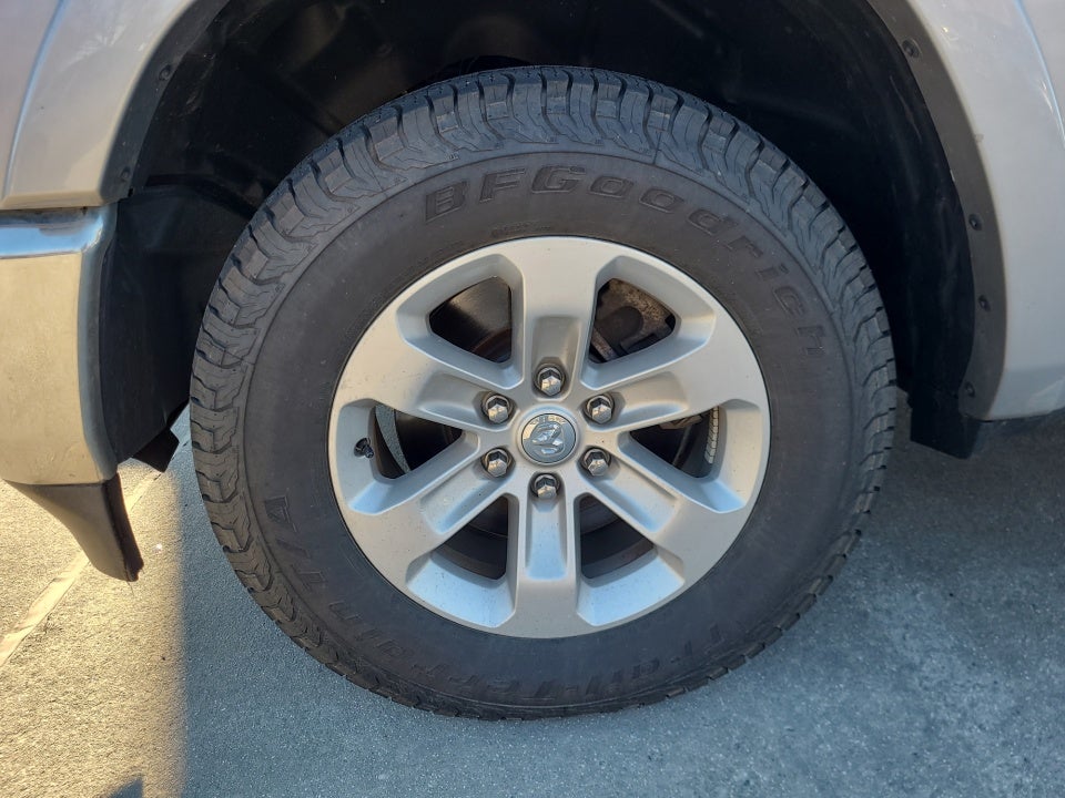 2022 RAM 1500 Laramie Crew Cab 4x4 5'7" Box