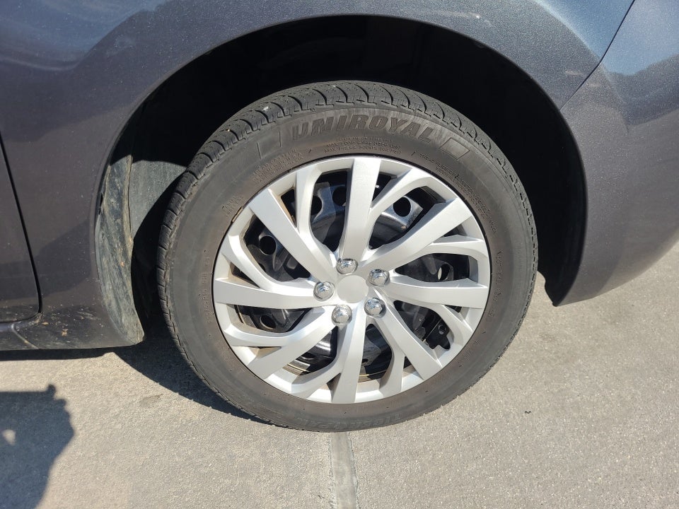 2013 Nissan LEAF S