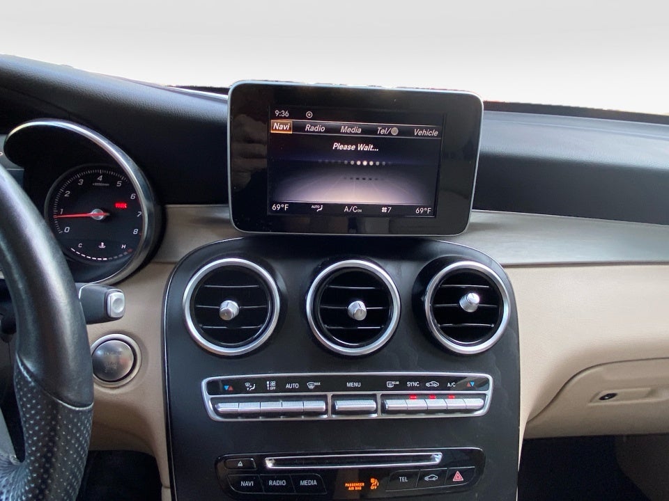 2019 Mercedes-Benz GLC 300 GLC 300