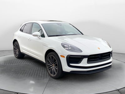 2023 Porsche Macan Base