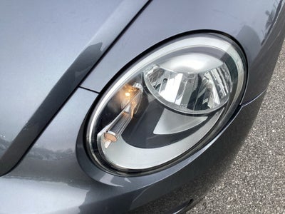 2013 Volkswagen Beetle Convertible 2.5L