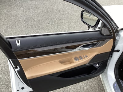 2021 BMW 750i xDrive