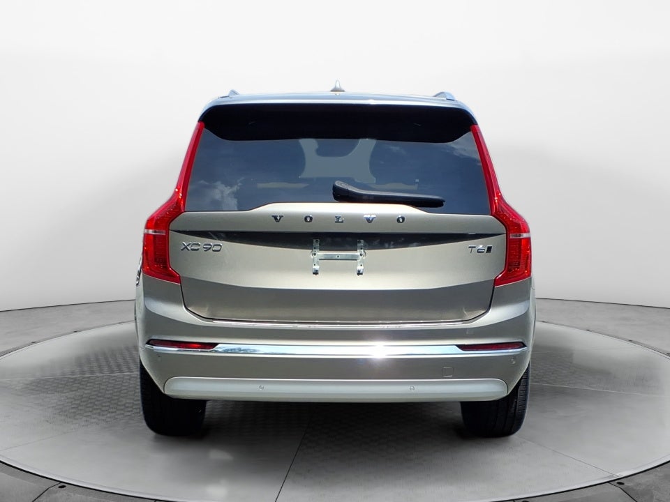2022 Volvo XC90 T6 Inscription 7 Passenger