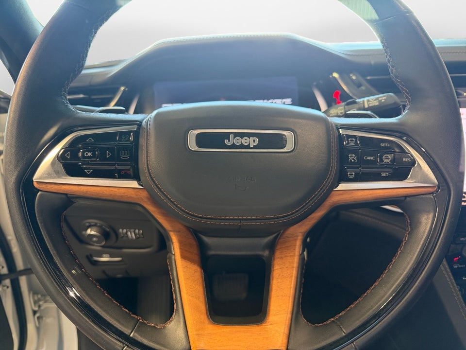 2023 Jeep Grand Cherokee L Summit Reserve 4x4